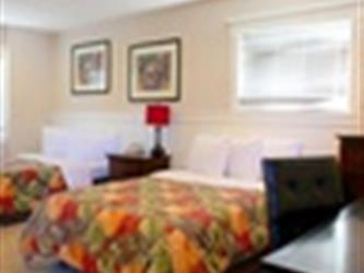 Coronado Island Inn